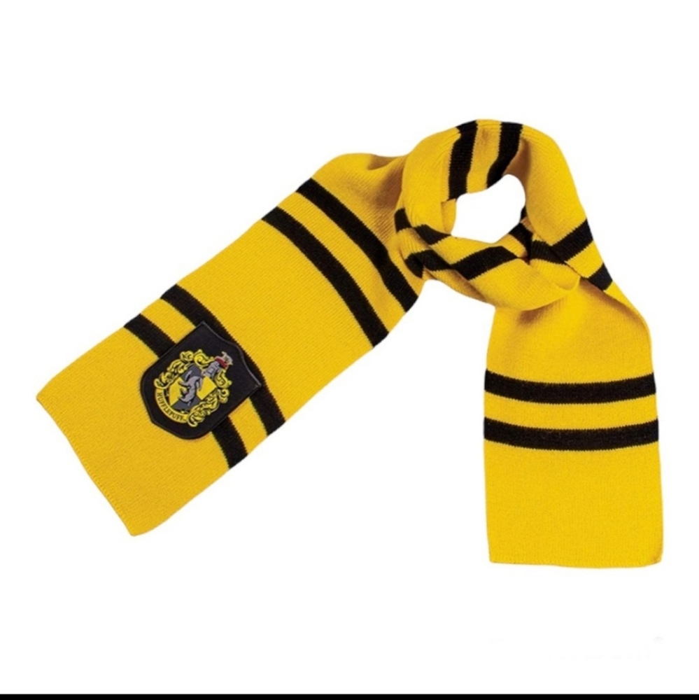 Disguise Harry Potter Hufflepuff House Scarf, NWT